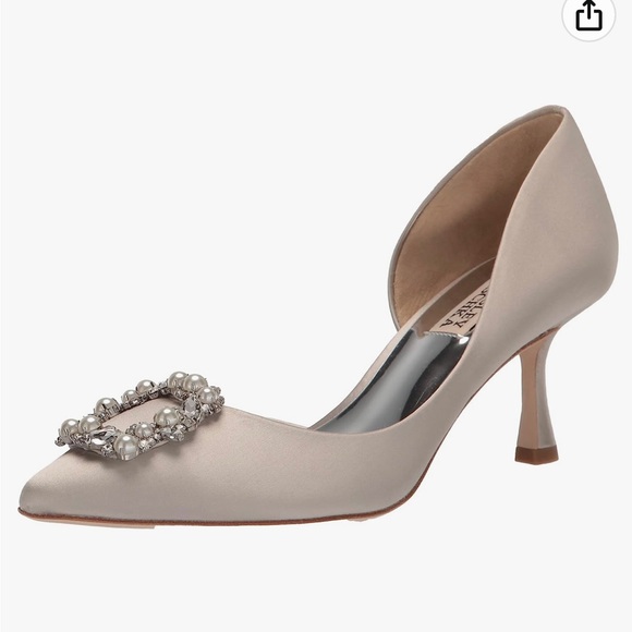 WORN ONLY ONCE 🤍 #badgleymischka Fabia Pump 🕊️ Morning Fog #bridal #wedding - Picture 3 of 3